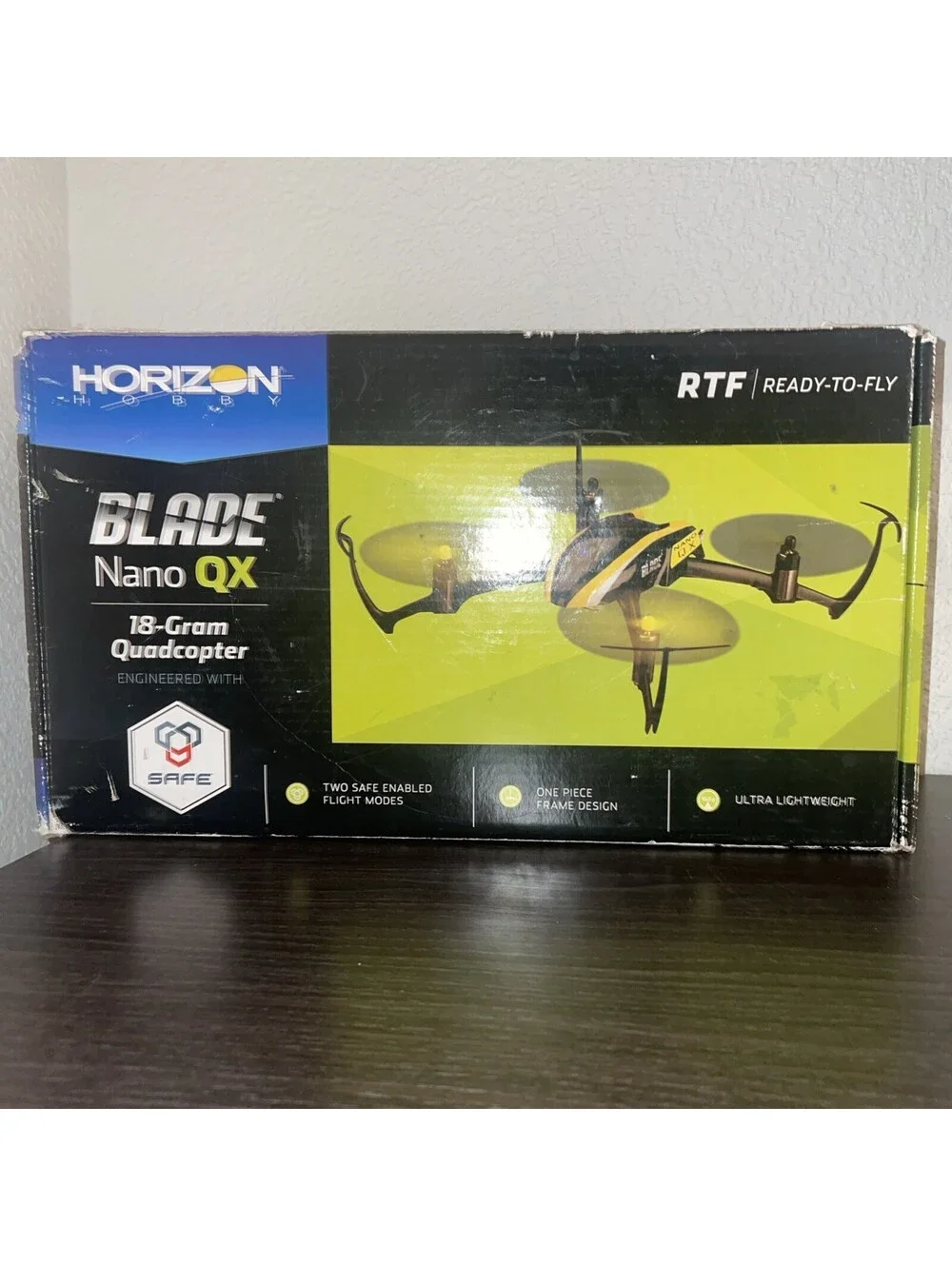 Vintage Horizon Hobby Blade Nano QX 18-Gram Quadcopter w/ remote RTF